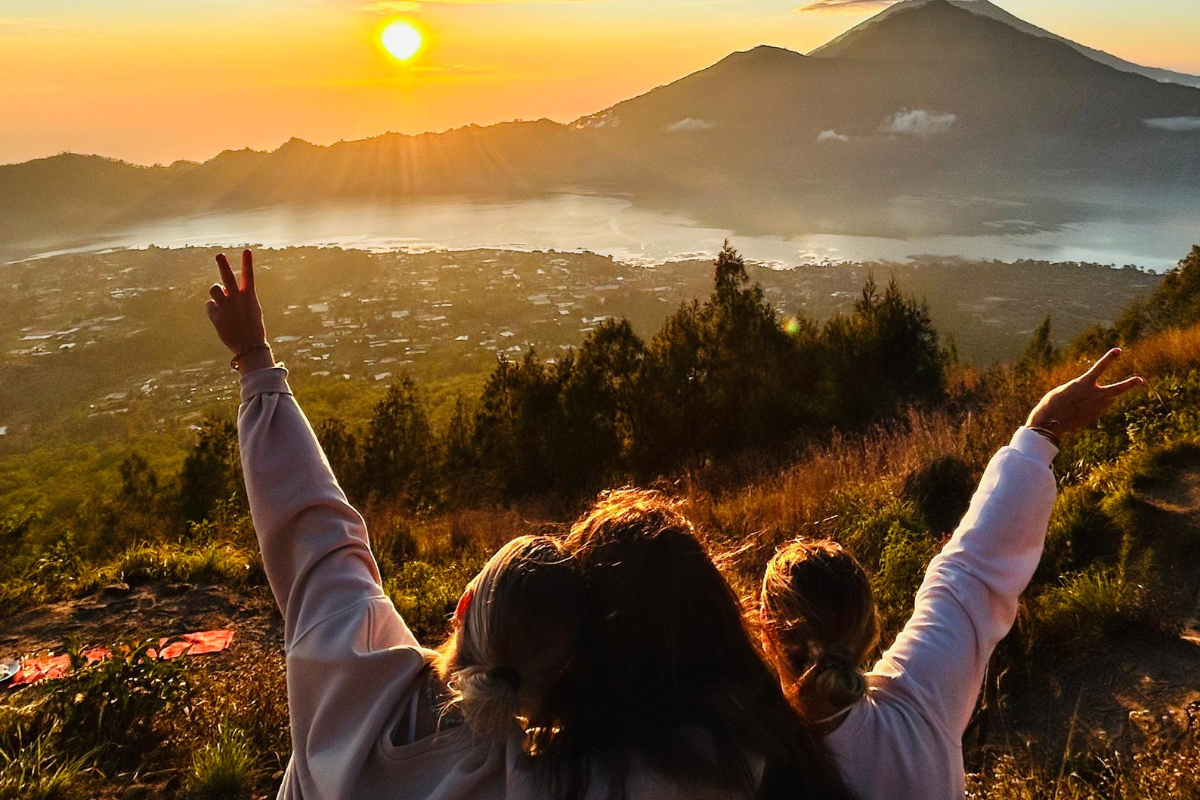 Sunrise Trekking & Waterfall - Image 3